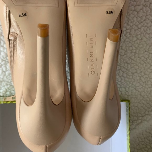 Gianni Bini  peep toe bootie - Picture 3 of 5